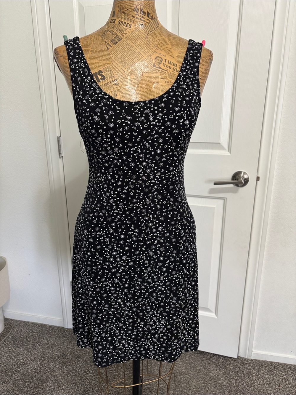 Charlotte Russe vintage mini dress Made in USA M stars heart moon print bouncy